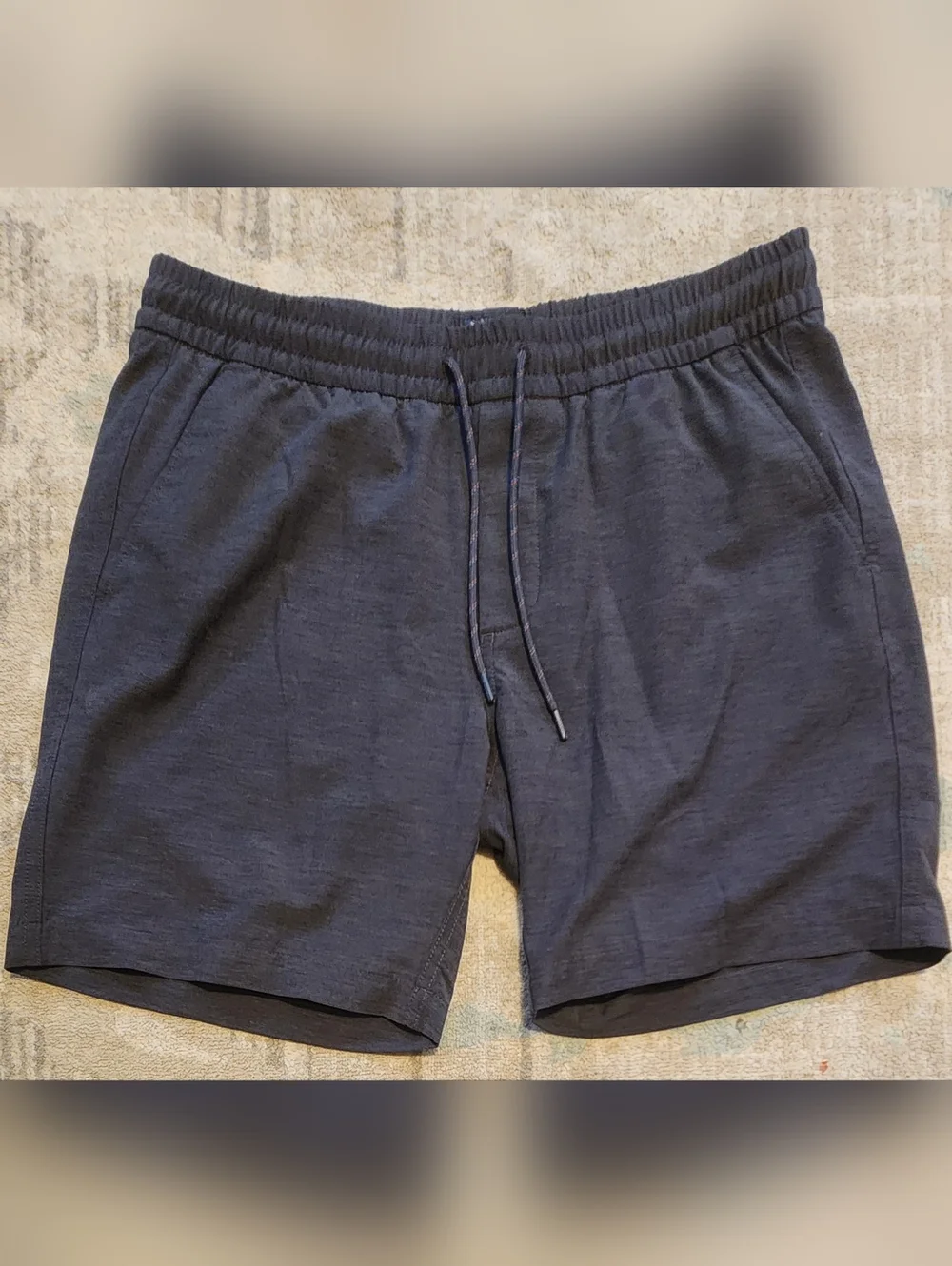 Mens Faherty Drawstring Shorts. Size L. Charcoal Color. EUC